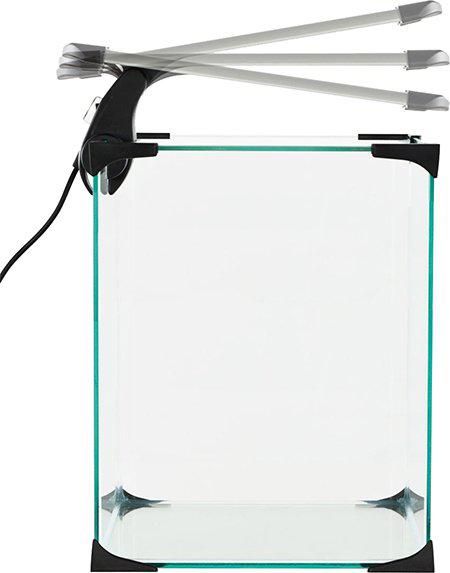 53179393507657_image1